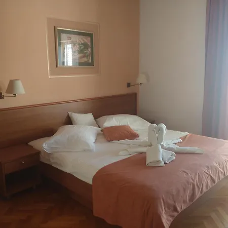 Palme Guest house *